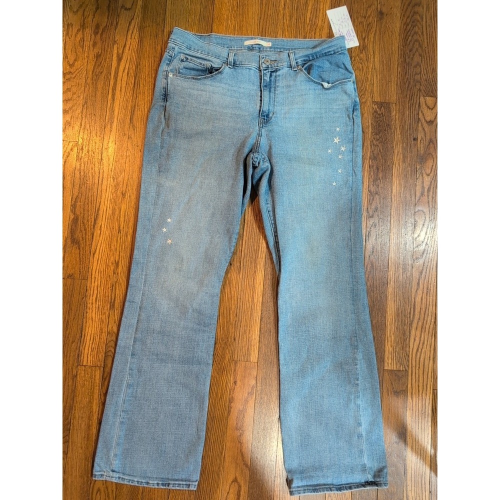EUC Levis Classic Boot Red Tab Womens Jeans Lt Wash Stars Stretch Denim Sz 14
